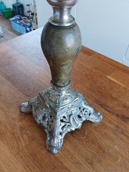 STAROŽITNÁ PETROLEJKA VE STYLU HISTORISMU(DRUHÉ ROKOKO),1900 - 14