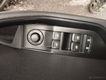 Škoda Superb 3 kombi 2.0 tdi 110kw - 14