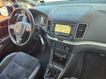 VW Sharan 2.0 TDI 125kW,Highline,Xenon,Navi,Manuál - 14