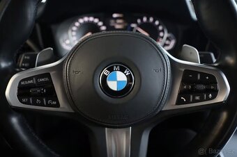 BMW 330e xDrive M Sport 4x4 - 14