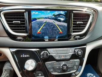 Chrysler Pacifica 3,6L V6, 7míst, kůže, kamera, tažné, LPG - 14