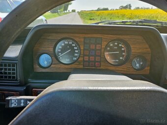 Tatra 613/4 Mi Long - 14