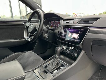 Skoda Superb  2021 - 14
