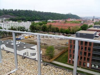 1+KK, 28m2 + terasa 20m2, P8 Karlín, Molákova, rezidence EXP - 14
