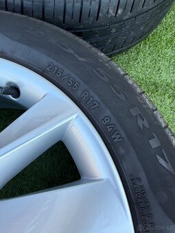 Škoda Superb 3 - 215/55 R17 - LETNí ORIGINÁLNÍ SADA - 14