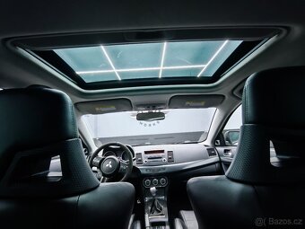 Mitsubishi Lancer EVO X - 14