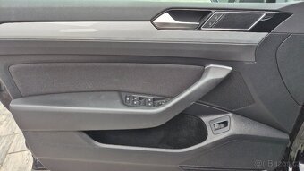 Volkswagen Passat 1.5 TSi 110kw DSG LED ZÁRUKA - 14