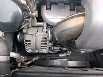 Škoda Yeti 1.4 tsi  90kw dsg automat najeto 41tis km - 14