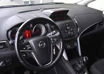 Opel Zafira TOURER 1.4T PO ROZVODECH 7MÍST - 14
