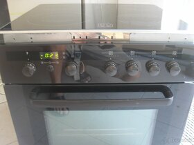 VESTAVNÝ ELEKTRICKÝ SPORÁK/TROUBA WHIRLPOOL,LCD,tř.A,PĚKNÝ - 14