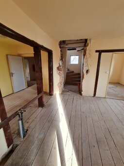 Prodej domu 346 m² + pozemek 899 m² Arnoltice, okres Děčín - 14