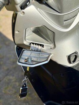 Kymco People GTi 125 – 11 kW, 2013 - 14