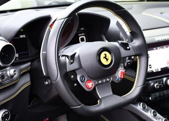 Ferrari GTC4 Lusso V12 DCT P-DISPLAY LIFT 14t.KM - 14