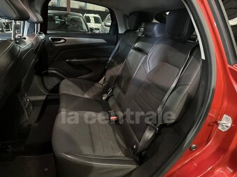 RENAULT Arkana E-TECH 145 INTENS 21B rok 04/2022 - 14