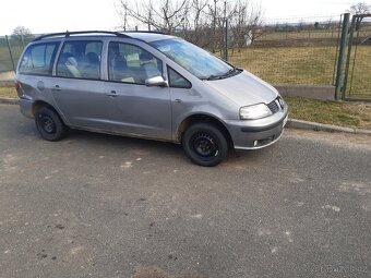 VW Sharan - 14