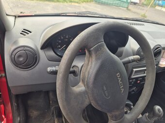 Dacia Logan  červená  1,4 benzín  k7j a7 - 14
