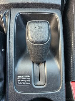 SUBARU XV 2014 1.6 84kW AWD 4x4,TEMPOMAT,VÝHŘEVY,SERVISKA - 14