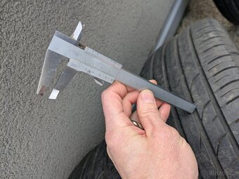 Letní pneu 215/60 R16 - 14