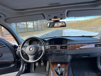 BMW E90 330i MANUÁL N52 | M paket | STK 12/27 - 14