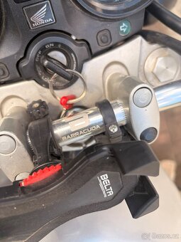 Honda CBF600N - 14