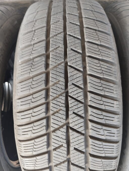 Zimní pneumatiky na Renault Megane IV 205/55 R16T - 14