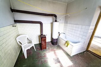 Sovínky, prodej rodinného domu 110 m2 se třemi garážemi - 14