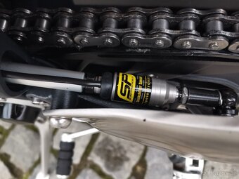 Triumph Street triple - 14