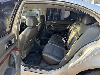 Škoda Superb,2.8 142kW - 14