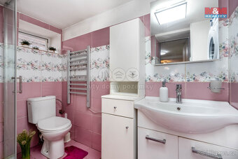 Prodej rodinného domu, 174 m², Neratovice, ul. Hlavní - 14