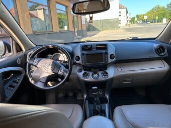 Toyota RAV 4 - 14