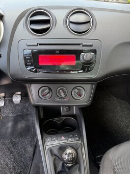 Seat Ibiza 1.6 16V benzín 77 kW sport, jen 84.698 km, +STK - 14