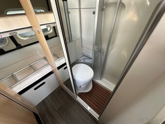 Zapůjčení obytného vozu KM DEXTER 581 ,4 osoby, NEOMEZENÉ KM - 14