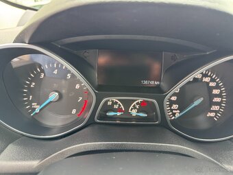 Ford Kuga 1,5i 110kW, navi, kůže - 14