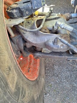 Traktor CLAAS ARION 650 - 14