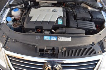 Volkswagen Passat 2,0 TDi BEZ KOROZE,SUPER STAV - 14
