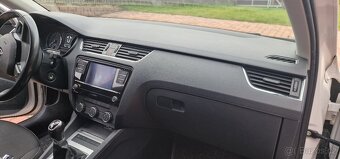 Škoda Octavia kombi 1.6 12/2018 - 14