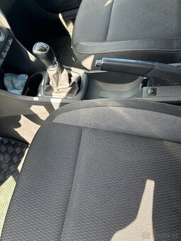Škoda Rapid SPACEBAK 1.2TSI 77Kw - 14