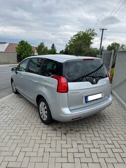 PEUGEOT 5008 1.6HDi 7 MÍST AUTOMAT, na splátky bez registru - 14