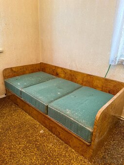 Nábytek z masivu do ložnice - ruční práce - 14