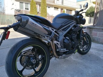 TRIUMPH Speed Triple RS 1050 - 14