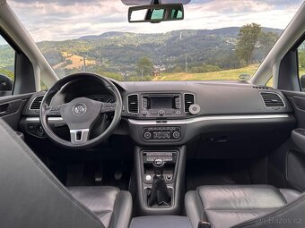 Vw sharan 103kw po velkým servise top vybava - 14