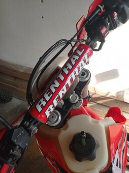 Beta Xtrainer 300 2T MY 2018 - 14