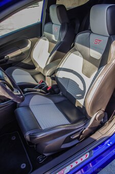 Ford Fiesta ST - 14