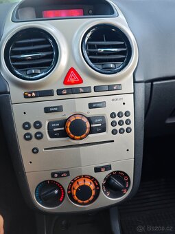 Opel Corsa 1.2i 5dv výhřev sedadel - 14