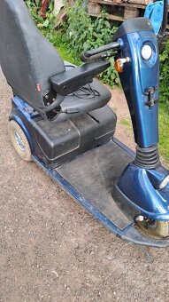 Prodám elektrický skútr tříkolka - 14