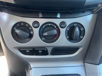Ford Focus 1.6 Ti-VCT, r.v. 2011 - 14