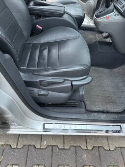 Prodam osobní automobil Renault scénic kombik. - 14