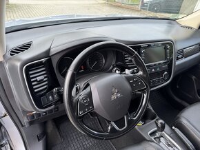 Mitsubishi Outlander, 2.2 Di-D 4x4 Automat,7.míst - 14