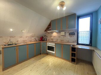 Broumov: Prodej domu 128 m² s pozemkem 1 552 m² - 14