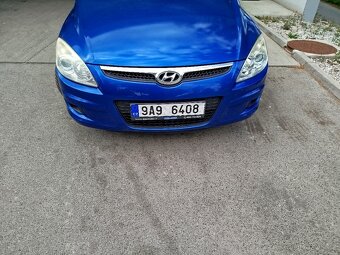 Hyundai i30 1.6 CRDi, 2009, nová STK, dobrý stav  Prodávám o - 14